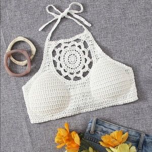 Sunflower crop top crochet